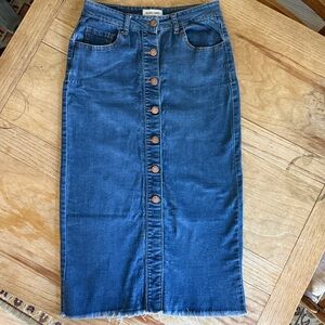 Black Label C’est Toi - Midi Denim Pencil Skirt, Button Up Front. M (- Small)